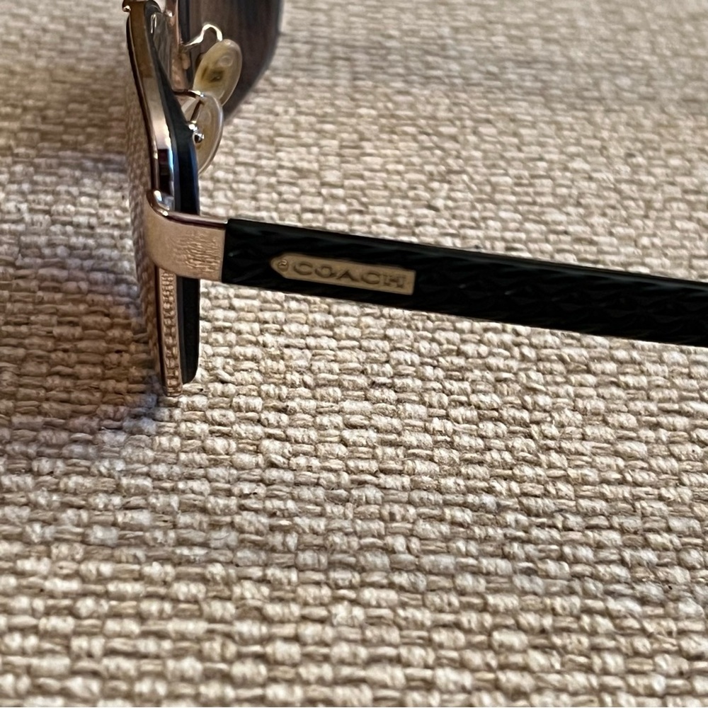 Coach Stylish Frames With Red Case - image 5